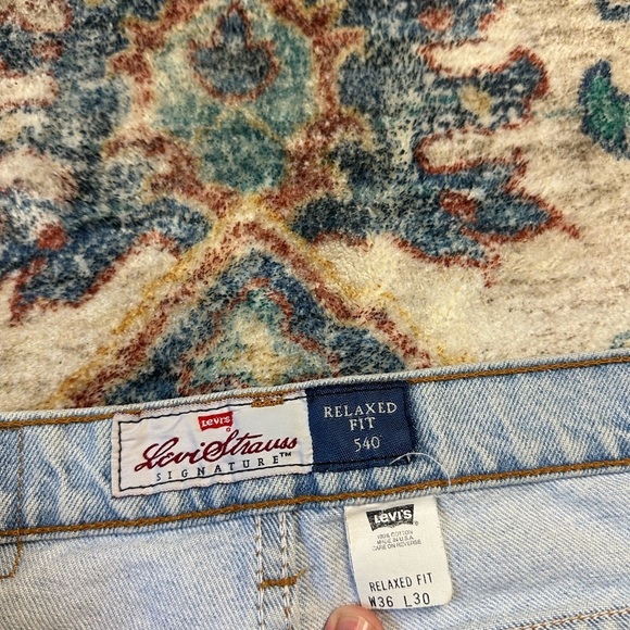 Vintage Levi’s 540 Lightwash Jeans Size 36 - Picture 4 of 8